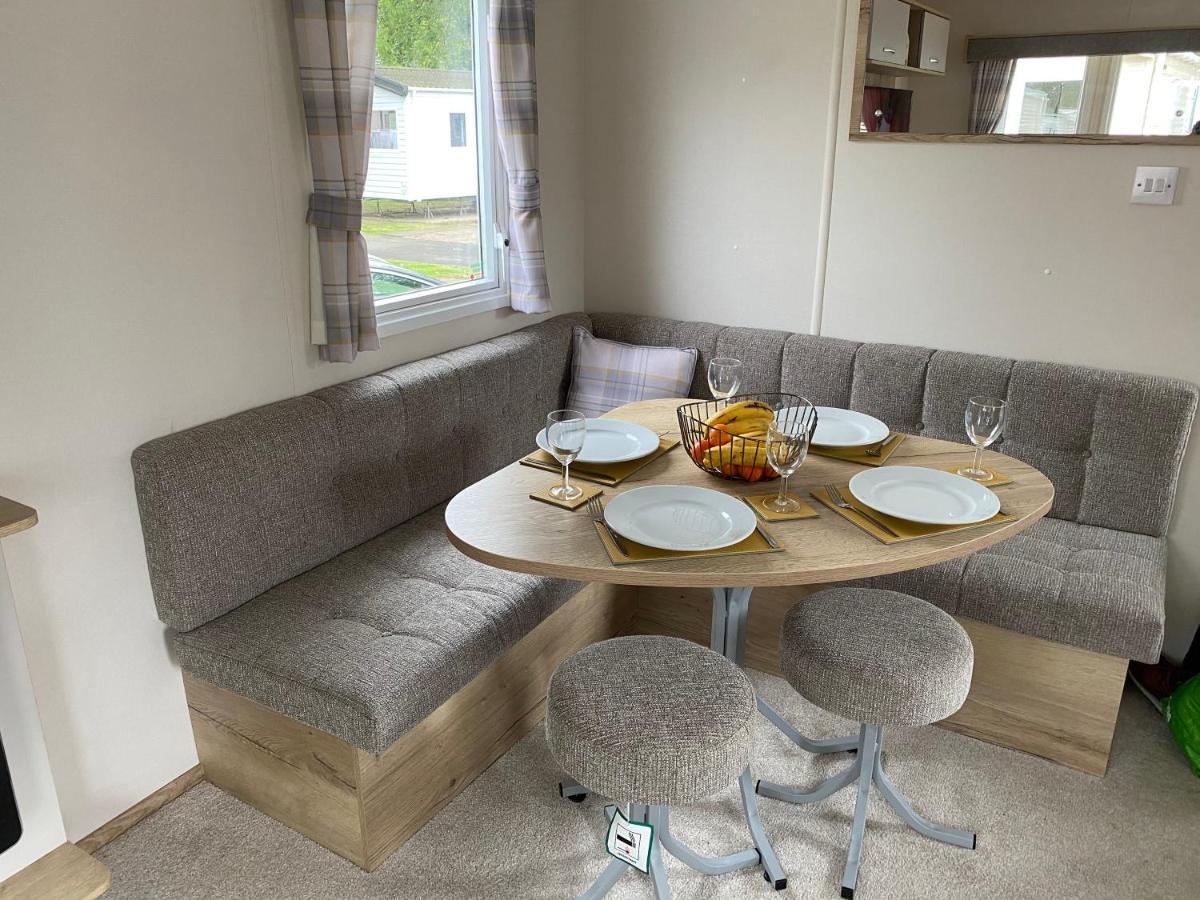 Haggerston Castle 6 Berth Caravan - Riverside 37 Cheswick  Buitenkant foto